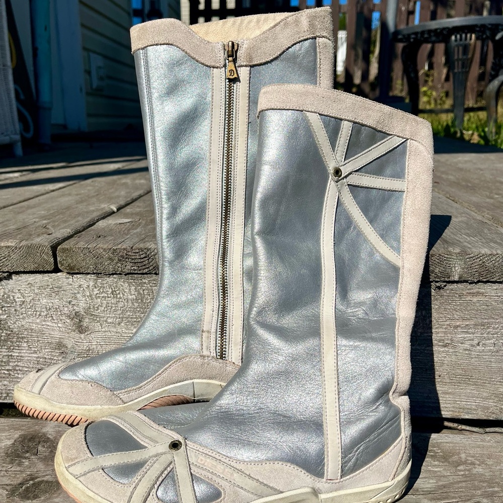 Vintage diesel silver leather and soft suede boots